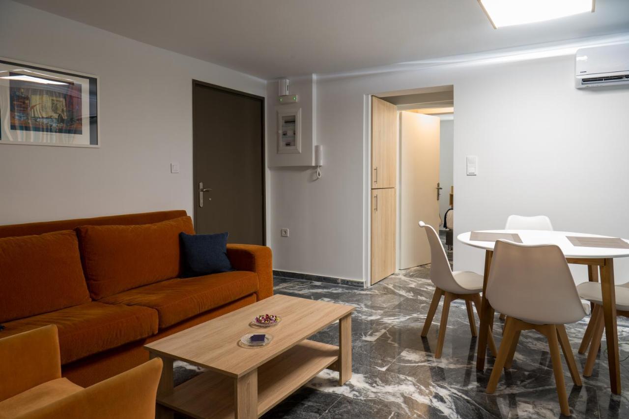 Chroma Lodge Rafina Esterno foto
