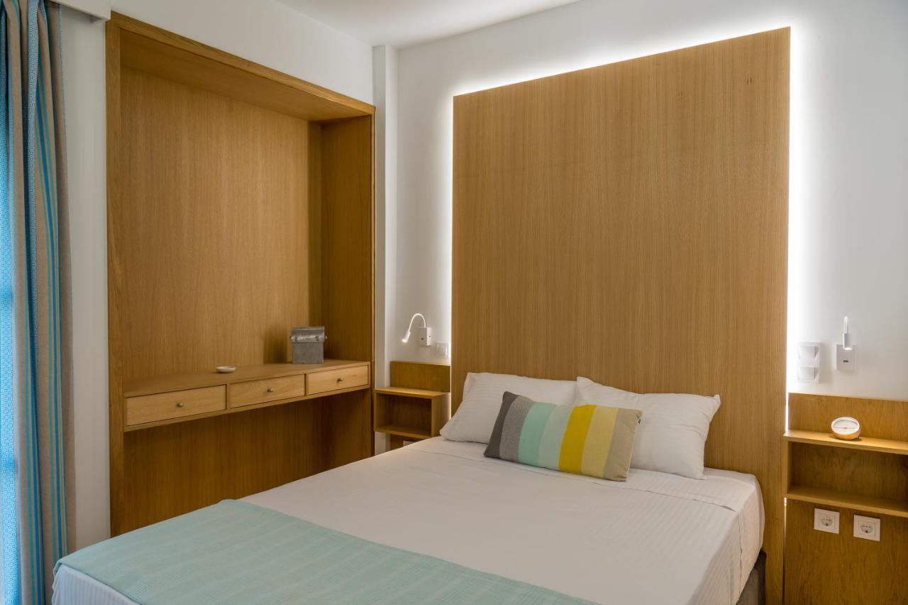 Chroma Lodge Rafina Esterno foto