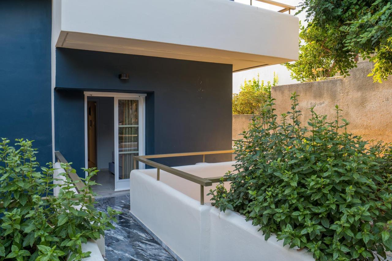 Chroma Lodge Rafina Esterno foto
