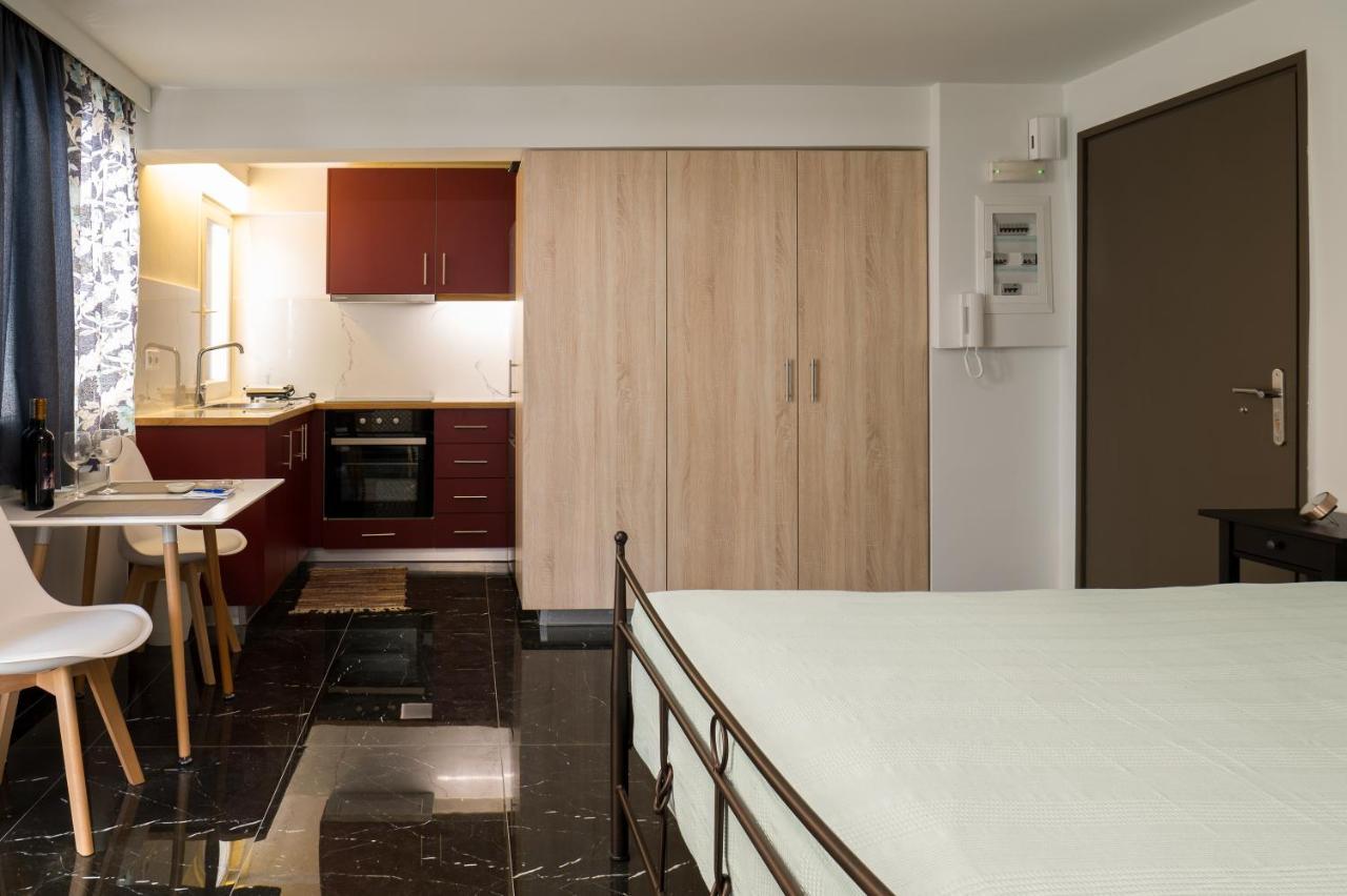 Chroma Lodge Rafina Esterno foto